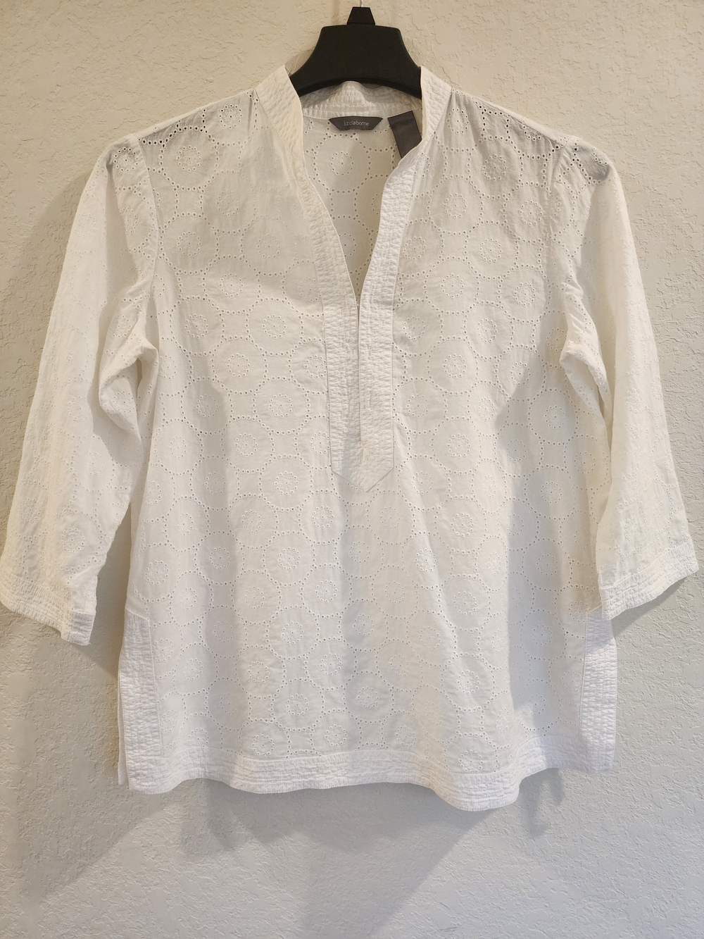 Liz Claiborne White Eyelet Tunic Top